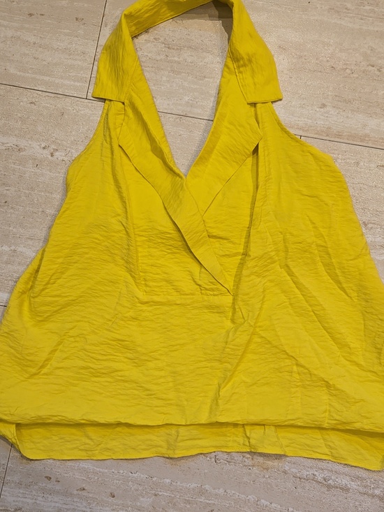 Anthropologie Tops - Anthropologie Yellow "The Dylan" Collared Halter Open Back Sleeveless Top